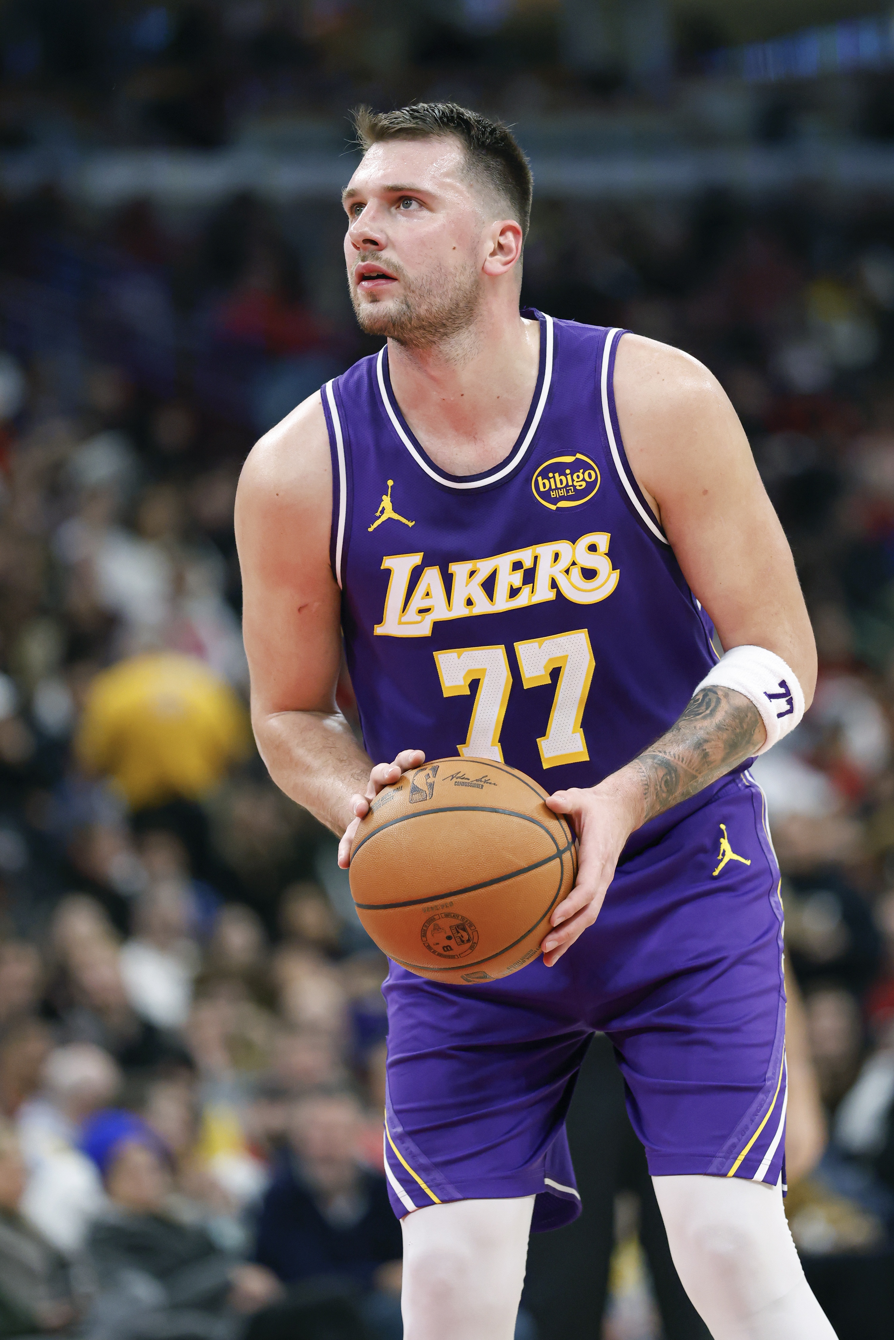 leyu-东契奇在湖人生涯砍4次45+两双 追平奥尼尔&amp;并列队史第一多