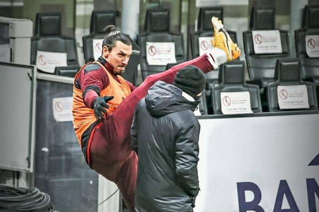 1610246054607012560.jpeg ErU1AS1XUAUs7cJ.jpeg